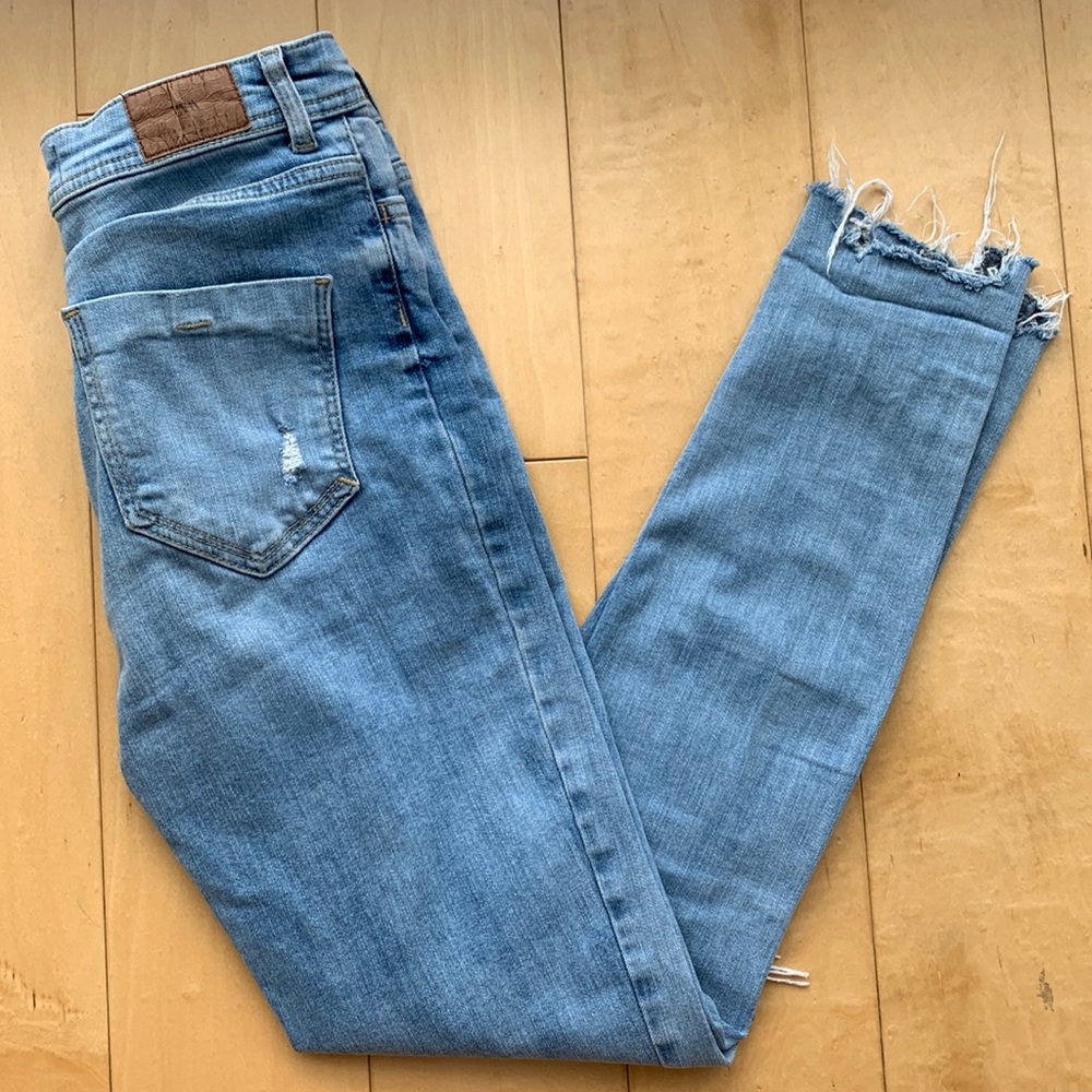 Zara blue ripped skinny jeans
